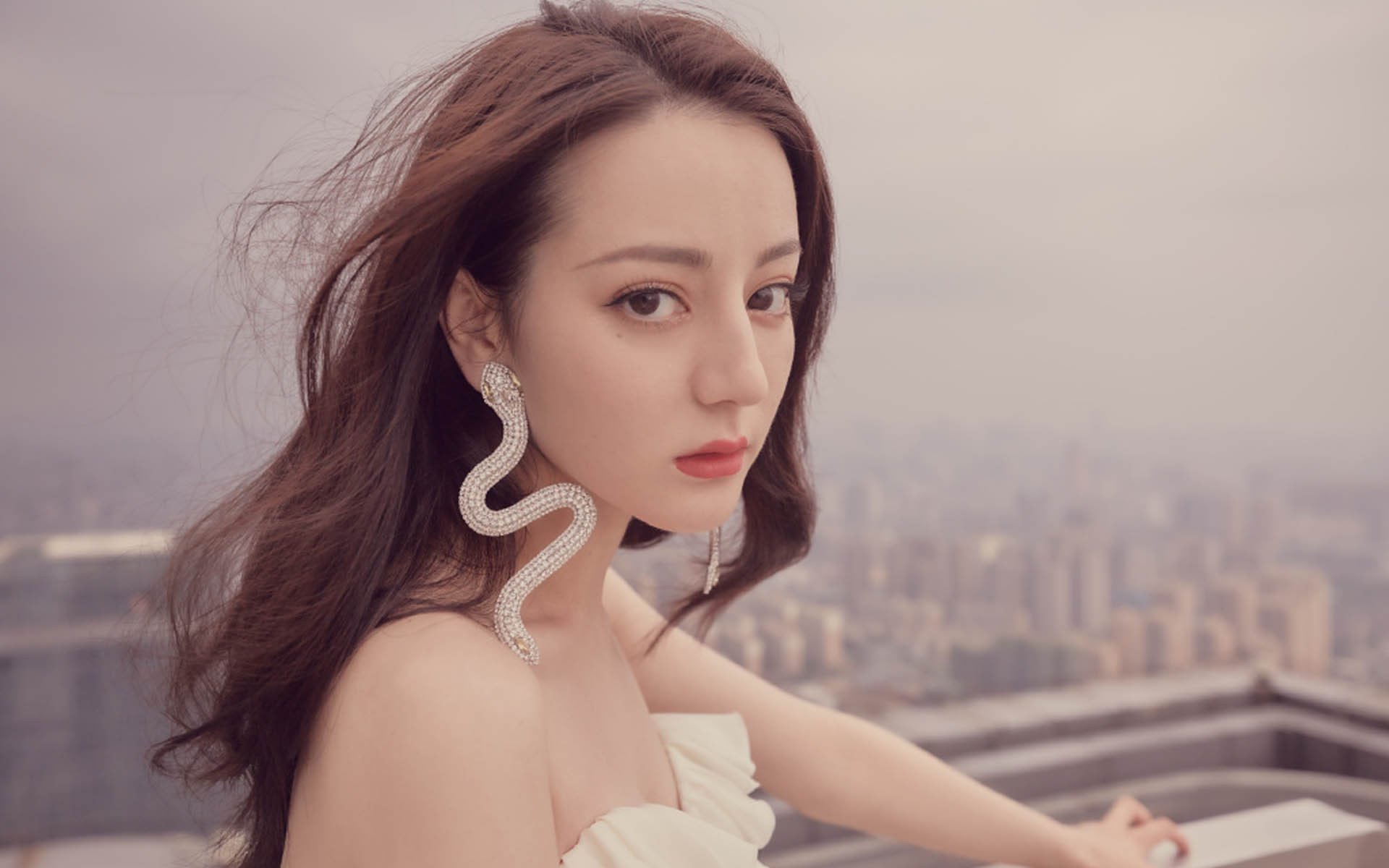 莱切在意甲联赛中成功保级,球队表现稳定。,莱切足球俱乐部现状