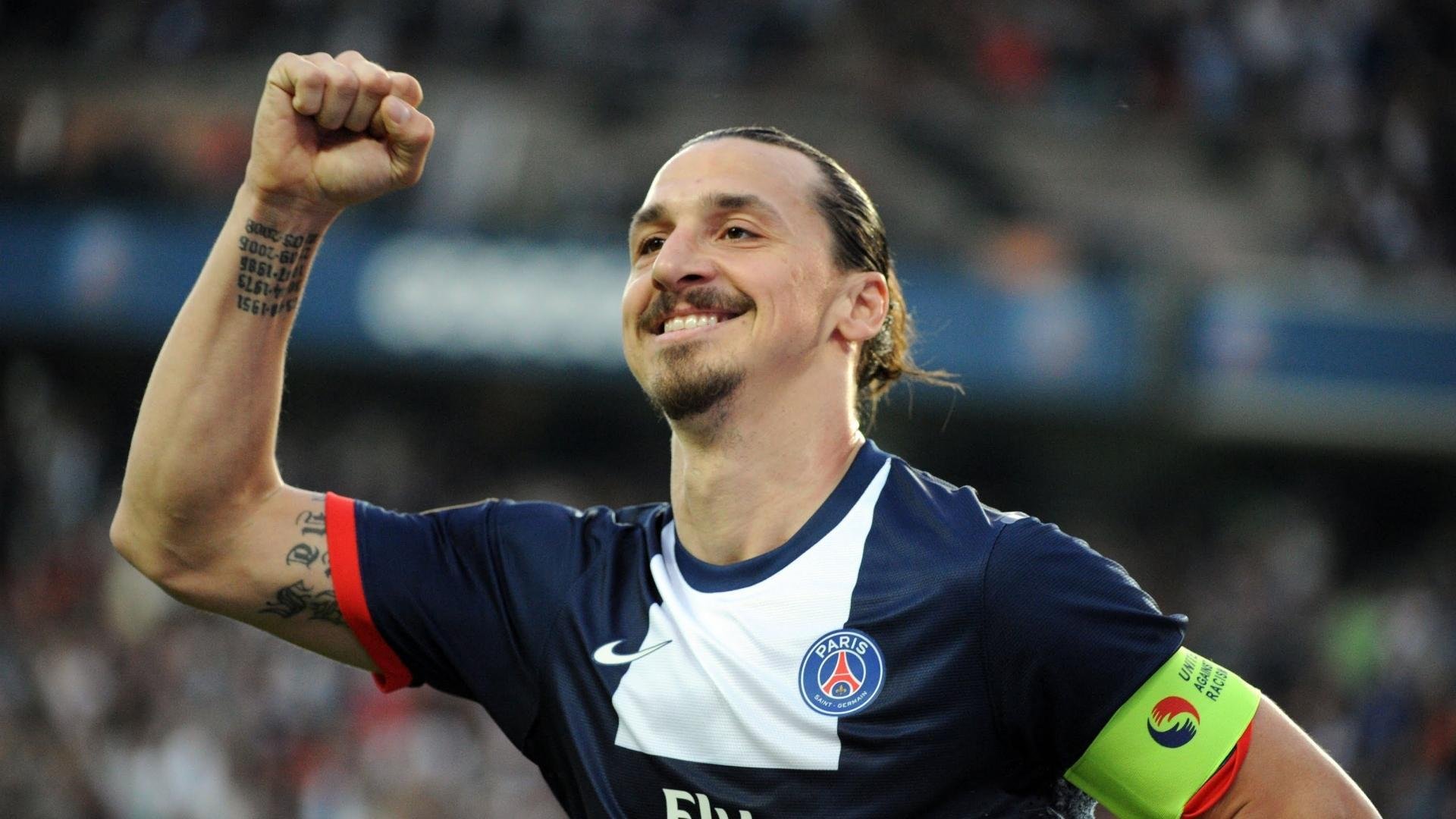 青少年足球比赛即将开幕，赛场青春激扬，青少年足球比赛规则